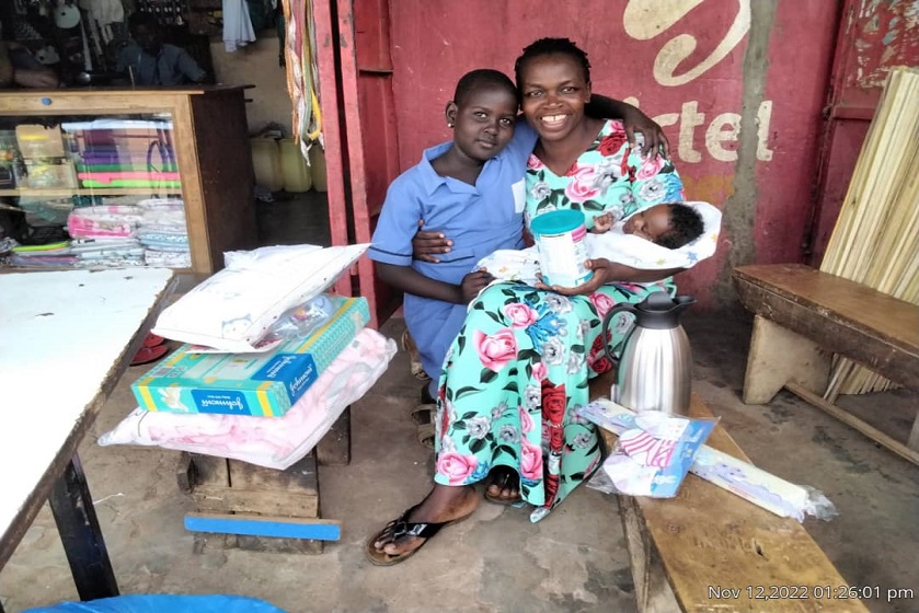 Sanyu Gift new born child receiving Powdered Milk